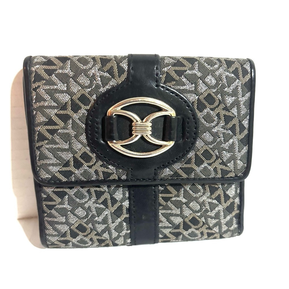 DkNY Elegant Black and Gray Women's wallet